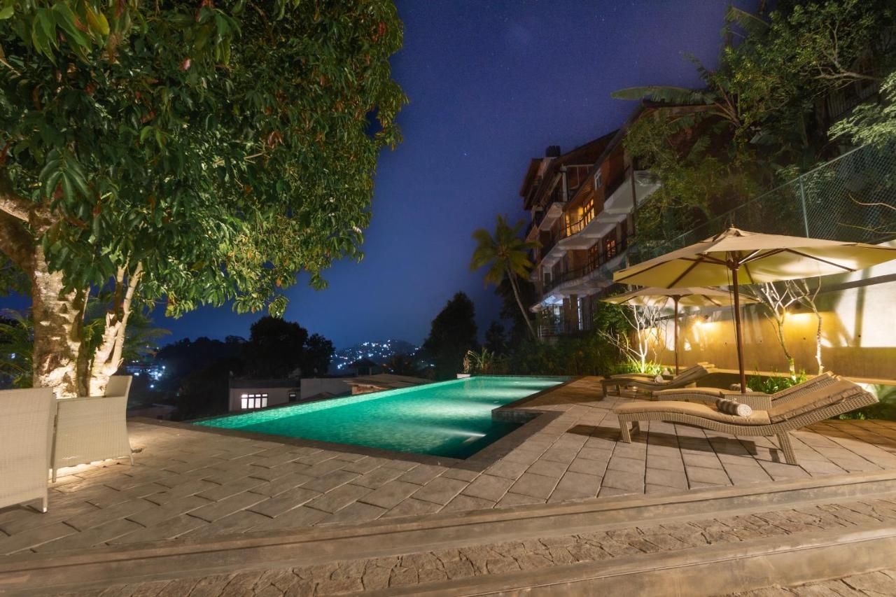 Gracian Villa 캔디 외부 사진